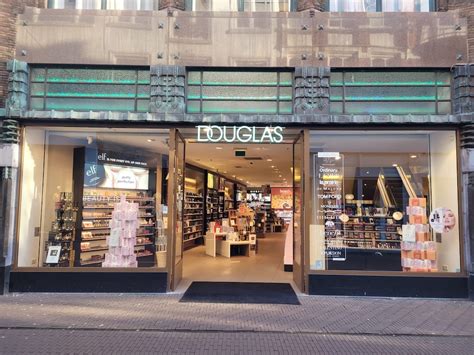 douglas den haag winkel.